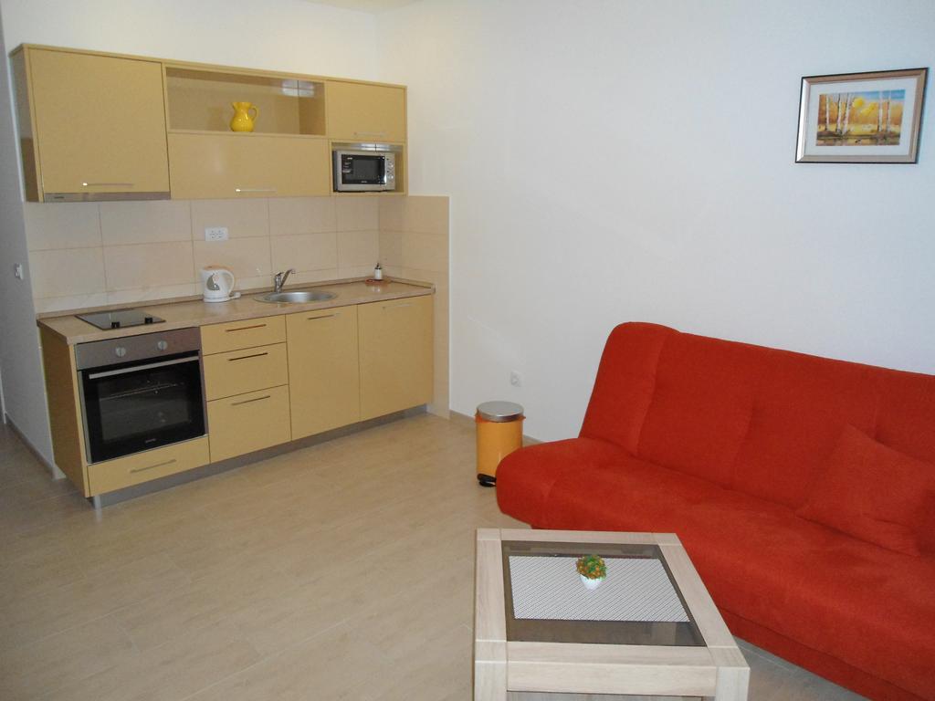 Apartments Raskovic Radanovici Bagian luar foto