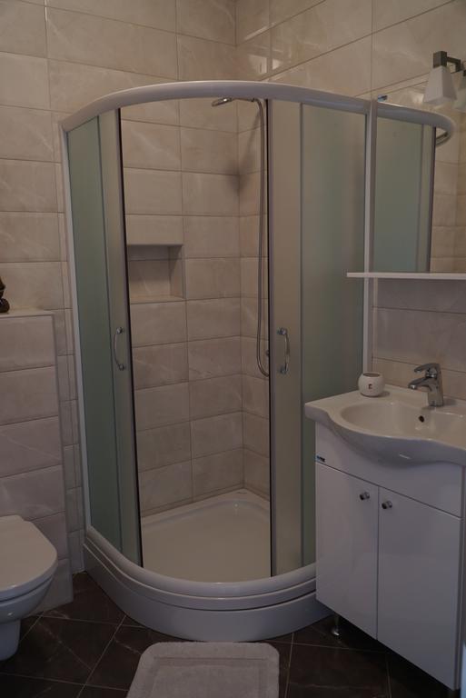 Apartments Raskovic Radanovici Bagian luar foto